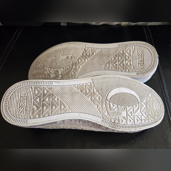 Guess Los Angeles Women's White Blue G Logo - Picture 7 of 8